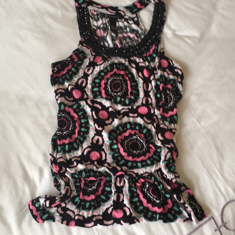 INC adorable top!  EUC